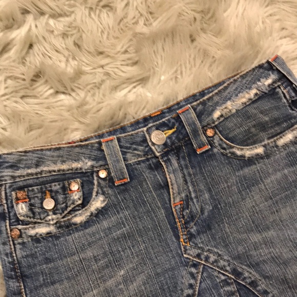 True Religion jean skirt size 28 length 17inch - Picture 3 of 5
